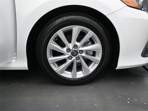 Used 2024 Toyota Camry LE image 18