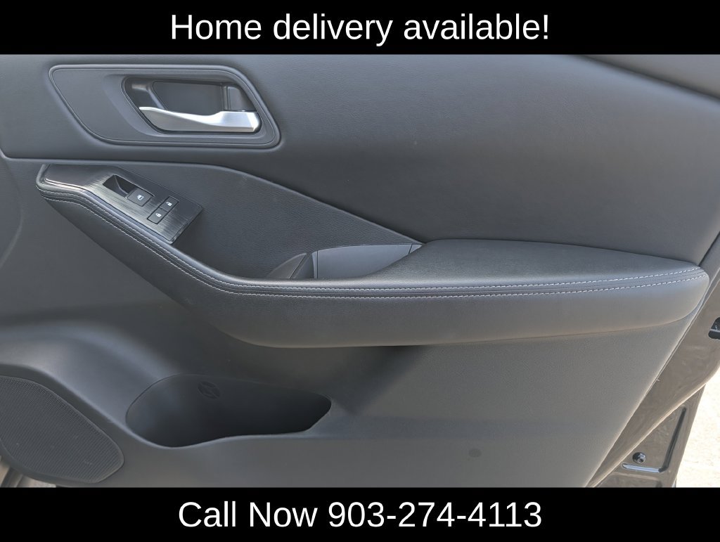 Used 2025 Nissan Rogue SV AWD/4WD image 36