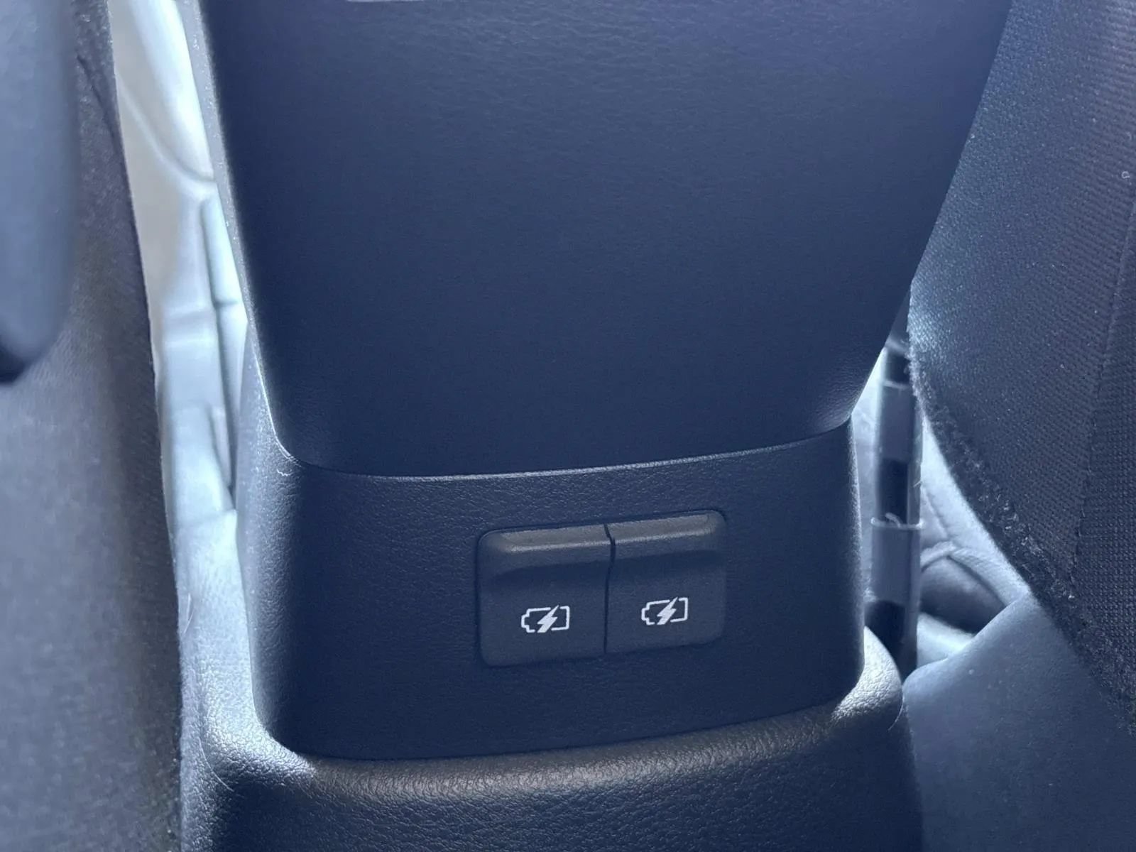 Used 2024 Nissan Kicks S FWD image 16
