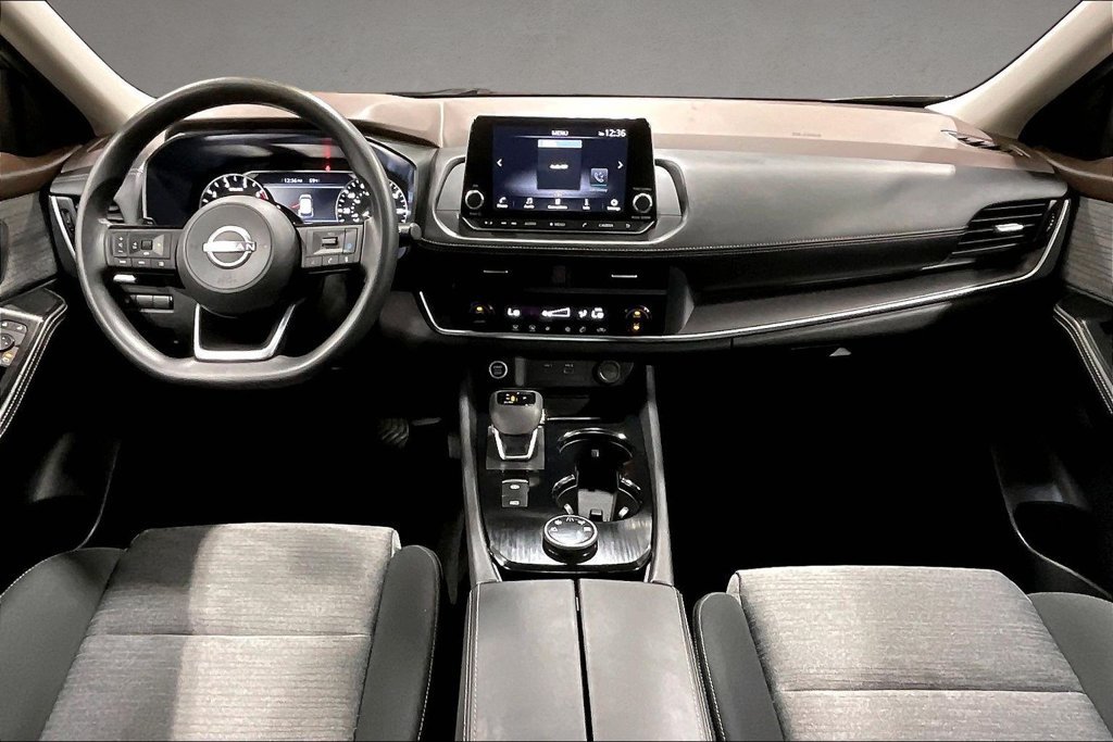 Used 2023 Nissan Rogue SV AWD/4WD image 8