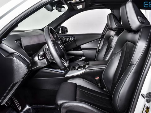 Used 2025 BMW X3 xDrive30i w/ M Sport Package image 17