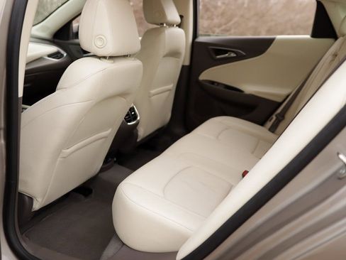 Used 2024 Chevrolet Malibu LT image 27