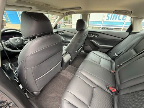 Used 2024 Honda Accord EX image 29