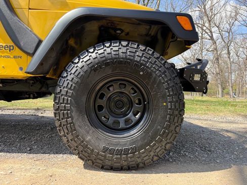 Used 2003 Jeep Wrangler X image 34