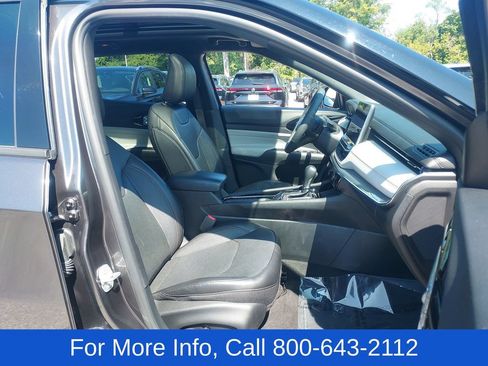 Used 2023 Jeep Compass Limited w/ Elite Group AWD/4WD image 34