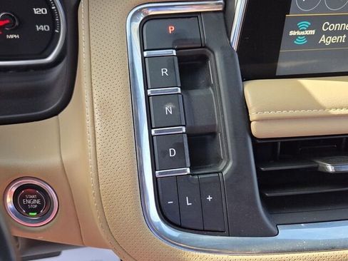 Used 2021 Chevrolet Tahoe Premier RWD image 23