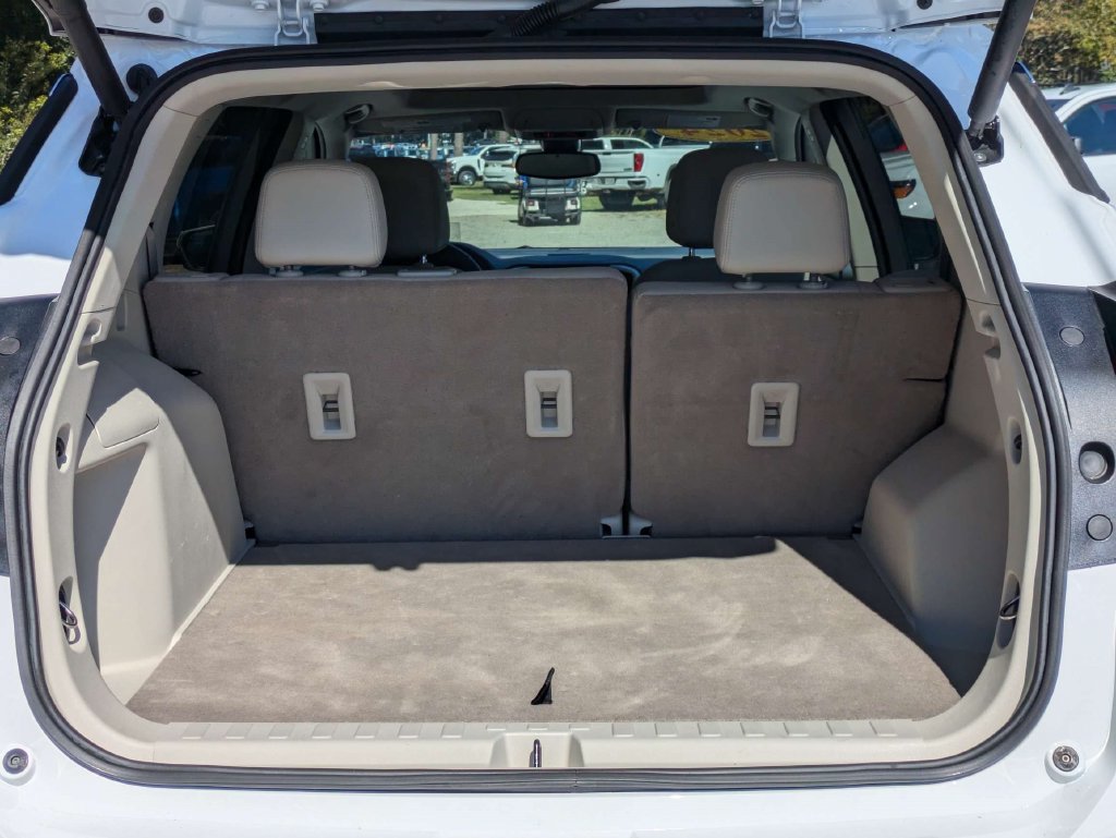 Used 2024 GMC Terrain Denali AWD/4WD image 13