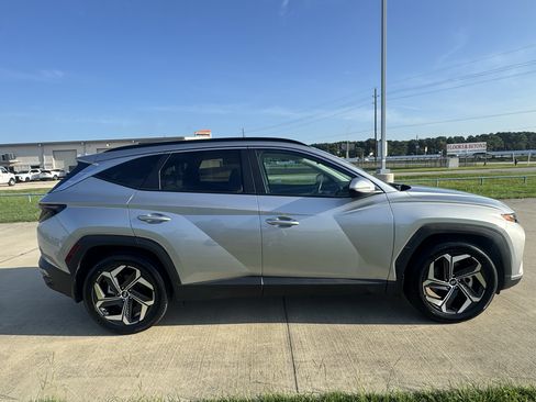 Used 2024 Hyundai Tucson SEL w/ Convenience Package FWD image 9