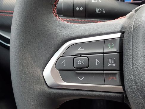 New 2026 Jeep Compass Trailhawk AWD/4WD image 10
