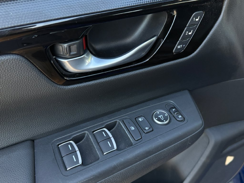 Used 2023 Honda CR-V Sport Touring image 13