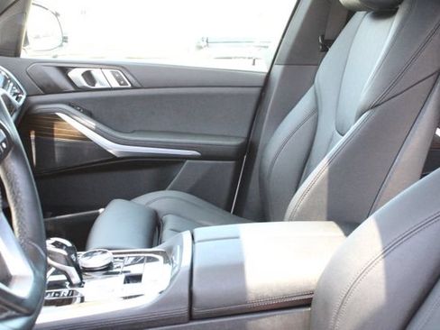 Used 2021 BMW X5 sDrive40i w/ Convenience Package RWD image 32