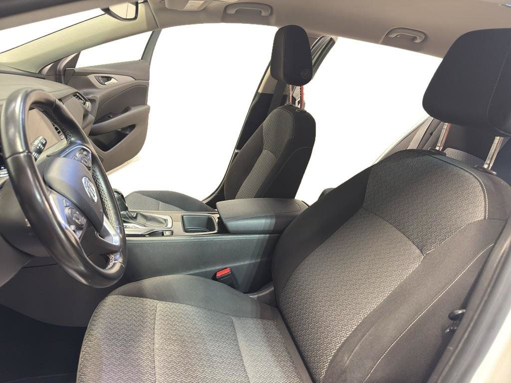 Used 2020 Buick Regal Preferred w/ Sights and Sounds Package AWD/4WD image 16