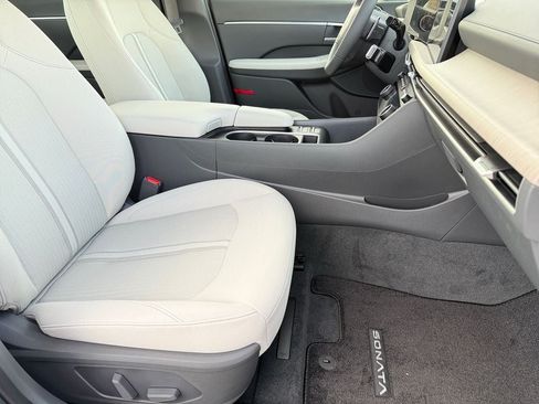 New 2026 Hyundai Sonata SEL FWD image 10