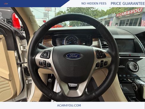 Used 2019 Ford Taurus Limited FWD image 15