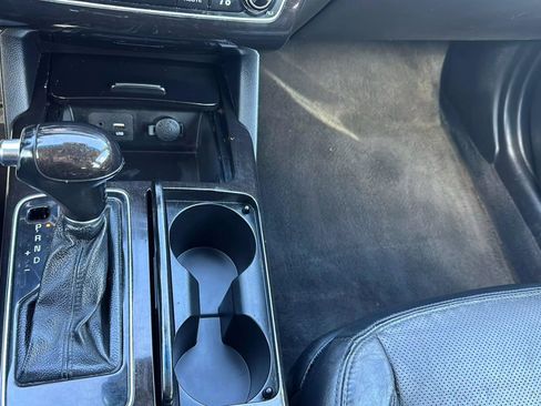 Used 2016 Kia Cadenza Premium image 21
