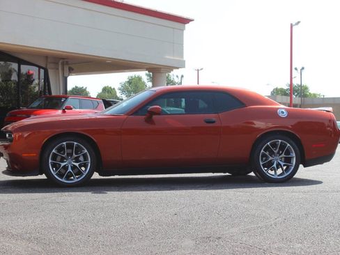 Used 2020 Dodge Challenger GT RWD image 6