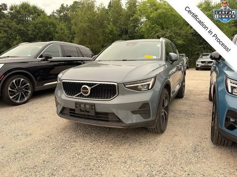 Certified 2023 Volvo XC40 B5 Core w/ Convenience Package AWD/4WD image 1