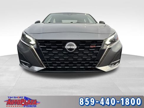 Used 2025 Nissan Altima 2.5 SR image 7