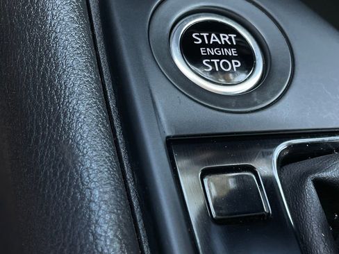 Used 2025 Nissan Sentra S FWD image 16