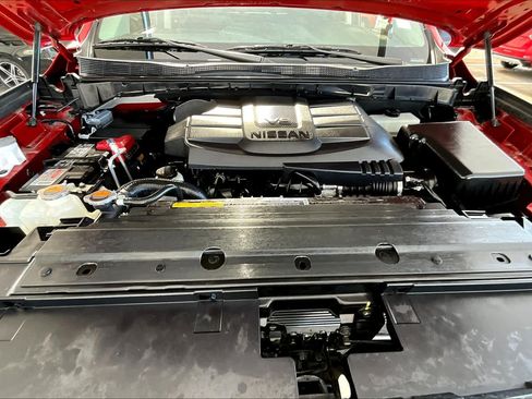 Used 2023 Nissan Titan SV w/ SV Convenience Package RWD image 31