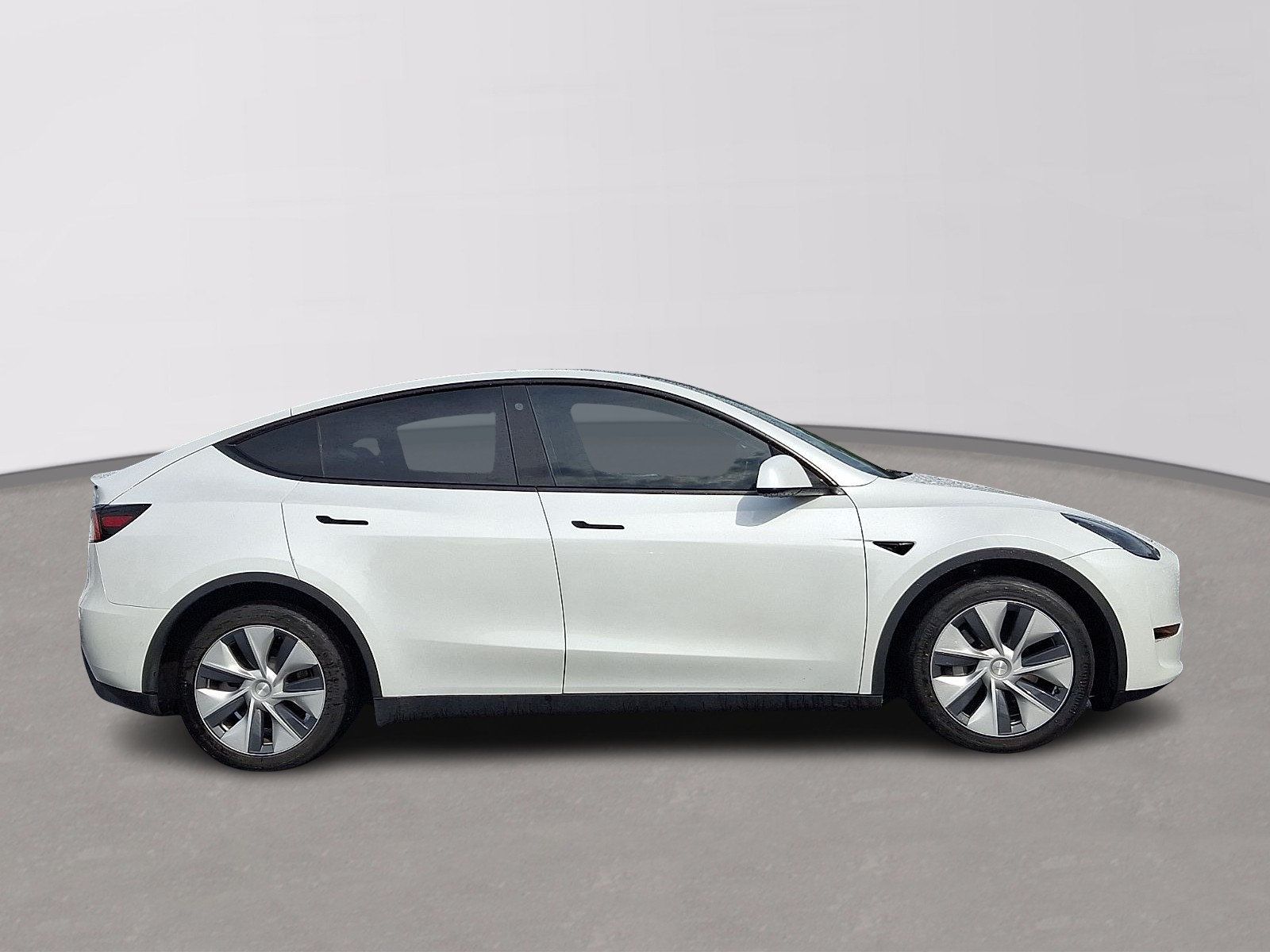 Used 2021 Tesla Model Y Long Range AWD/4WD image 7