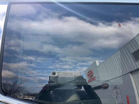 New 2026 Toyota Tundra Limited image 18