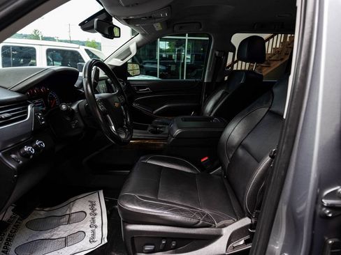 Used 2020 Chevrolet Tahoe LT w/ Luxury Package AWD/4WD image 22