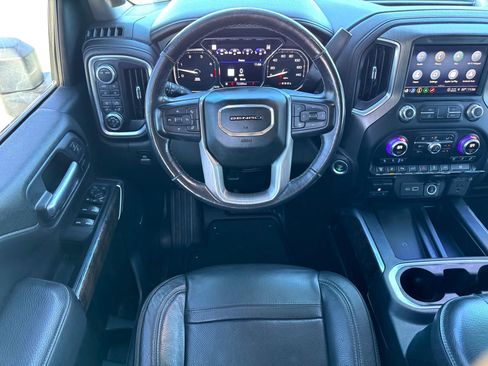Used 2021 GMC Sierra 3500 Denali w/ Denali Ultimate Package image 24