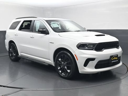Used 2024 Dodge Durango R/T AWD/4WD image 3