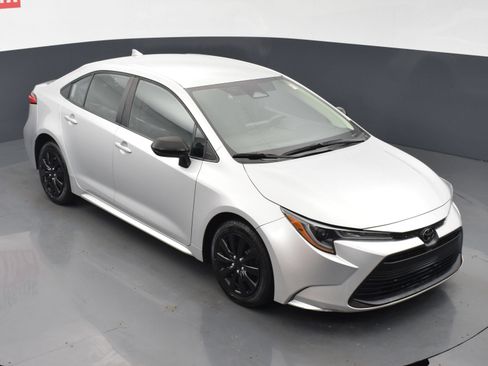 Used 2023 Toyota Corolla LE FWD image 21