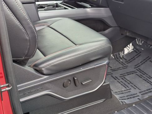 Used 2024 Ford F350 Lariat w/ Lariat Ultimate Package image 9