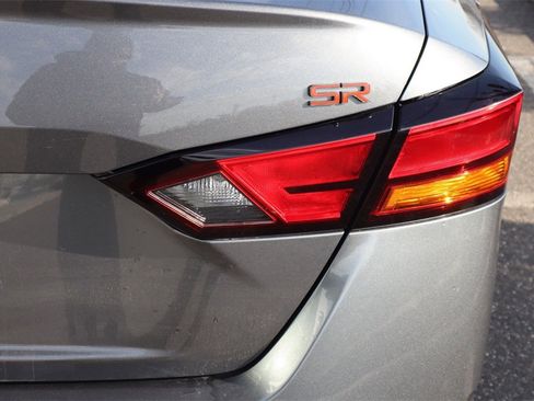 Certified 2025 Nissan Altima 2.5 SR image 23