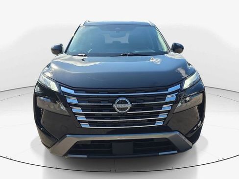Used 2025 Nissan Rogue SL FWD image 5