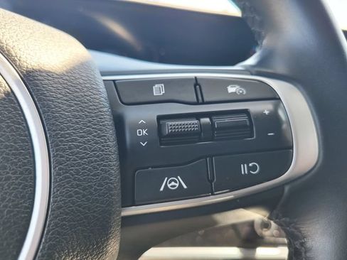 Used 2023 Kia Sportage EX FWD image 26