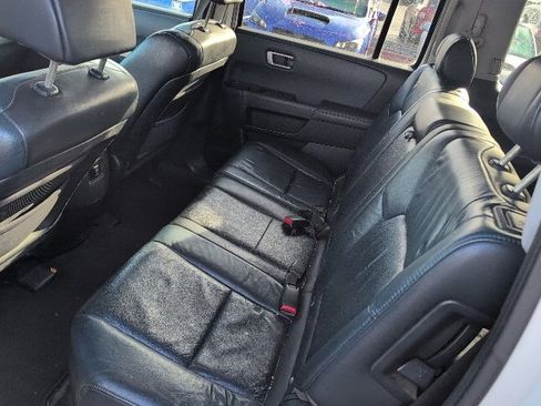 Used 2010 Honda Pilot EX-L image 11