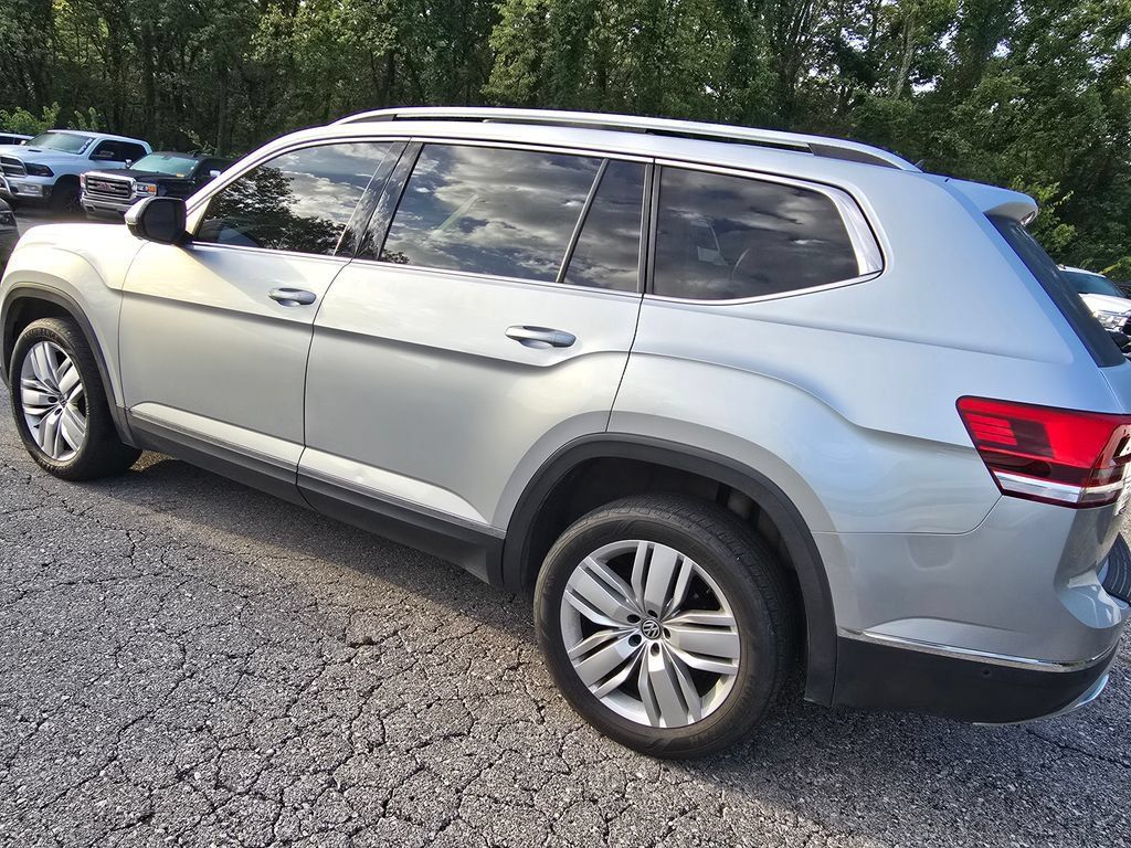 Used 2019 Volkswagen Atlas SEL Premium AWD/4WD image 4