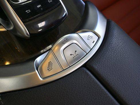 Used 2021 Mercedes-Benz C 300 4MATIC Cabriolet image 29