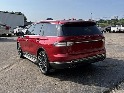 Used 2020 Lincoln Aviator Reserve w/ Equipment Group 202A AWD/4WD image 5