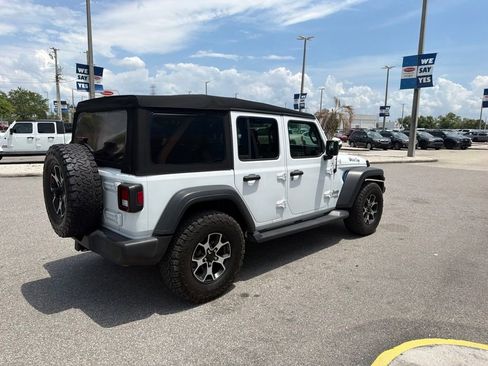 Used 2018 Jeep Wrangler Unlimited Sport S AWD/4WD image 5