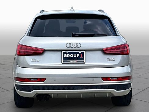 Used 2018 Audi Q3 2.0T Premium Plus w/ Premium Plus Package AWD/4WD image 5