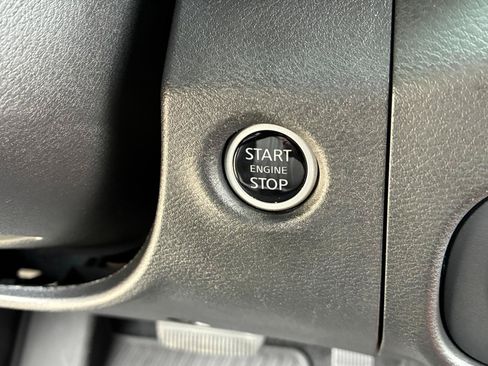 Used 2023 Nissan Frontier PRO-4X w/ Pro-4X Premium Package AWD/4WD image 27