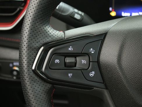 Certified 2025 Chevrolet TrailBlazer RS w/ Convenience Package AWD/4WD image 14