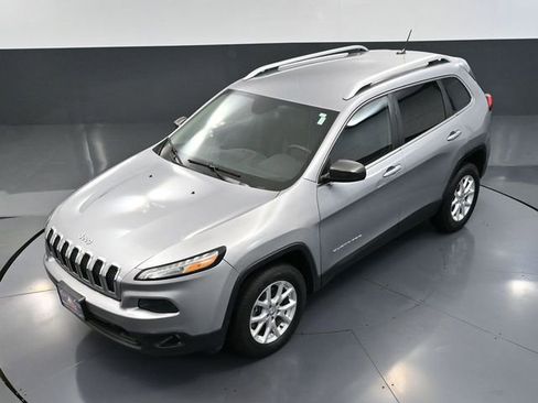 Used 2014 Jeep Cherokee Latitude image 50