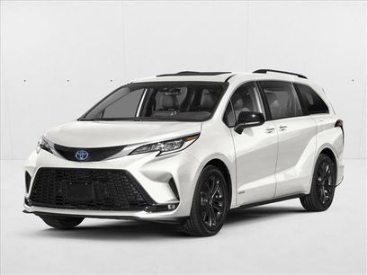 New 2025 Toyota Sienna XSE