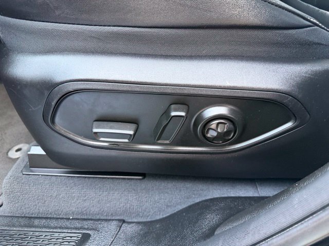 Used 2023 Jeep Grand Cherokee 4WD 4xe image 18