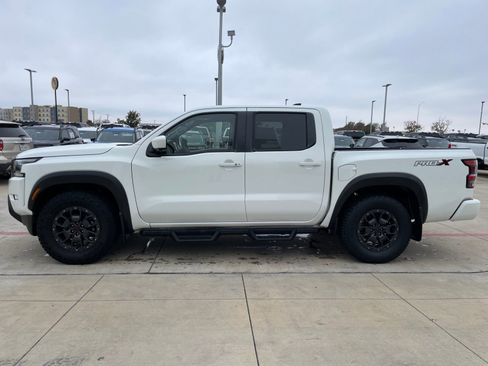 Used 2022 Nissan Frontier Pro-X w/ Pro-X Premium Package image 2