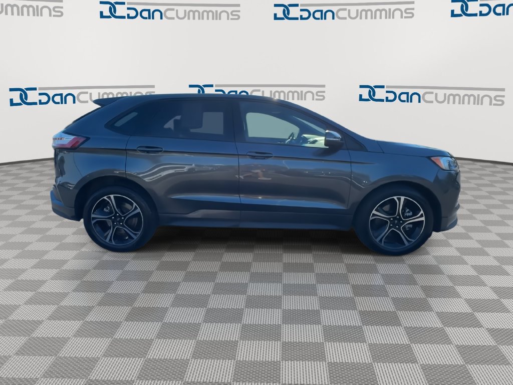 Used 2019 Ford Edge ST w/ Convenience Package AWD/4WD image 9