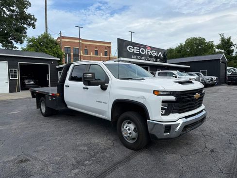 Used 2024 Chevrolet Silverado 3500 W/T w/ WT Convenience Package AWD/4WD image 10