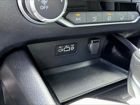 Used 2024 Nissan Altima 2.5 SV FWD image 18