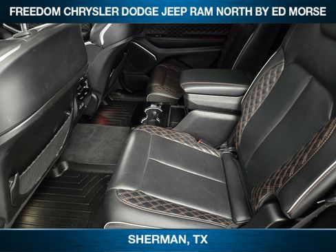Used 2022 Jeep Grand Cherokee L Summit w/ Advanced Protech Group IV AWD/4WD image 21